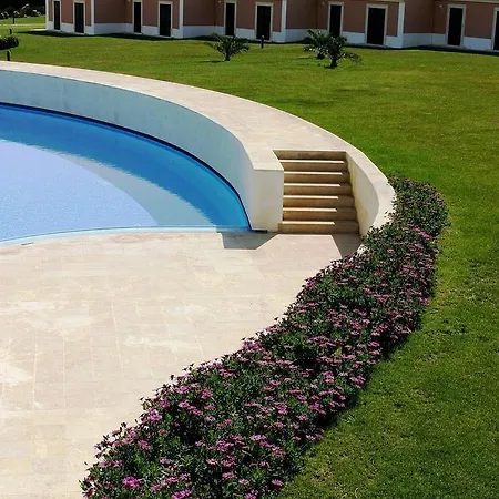 Bicuda אתר נופש קסקאיס