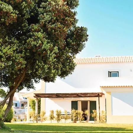 Bicuda אתר נופש 4*